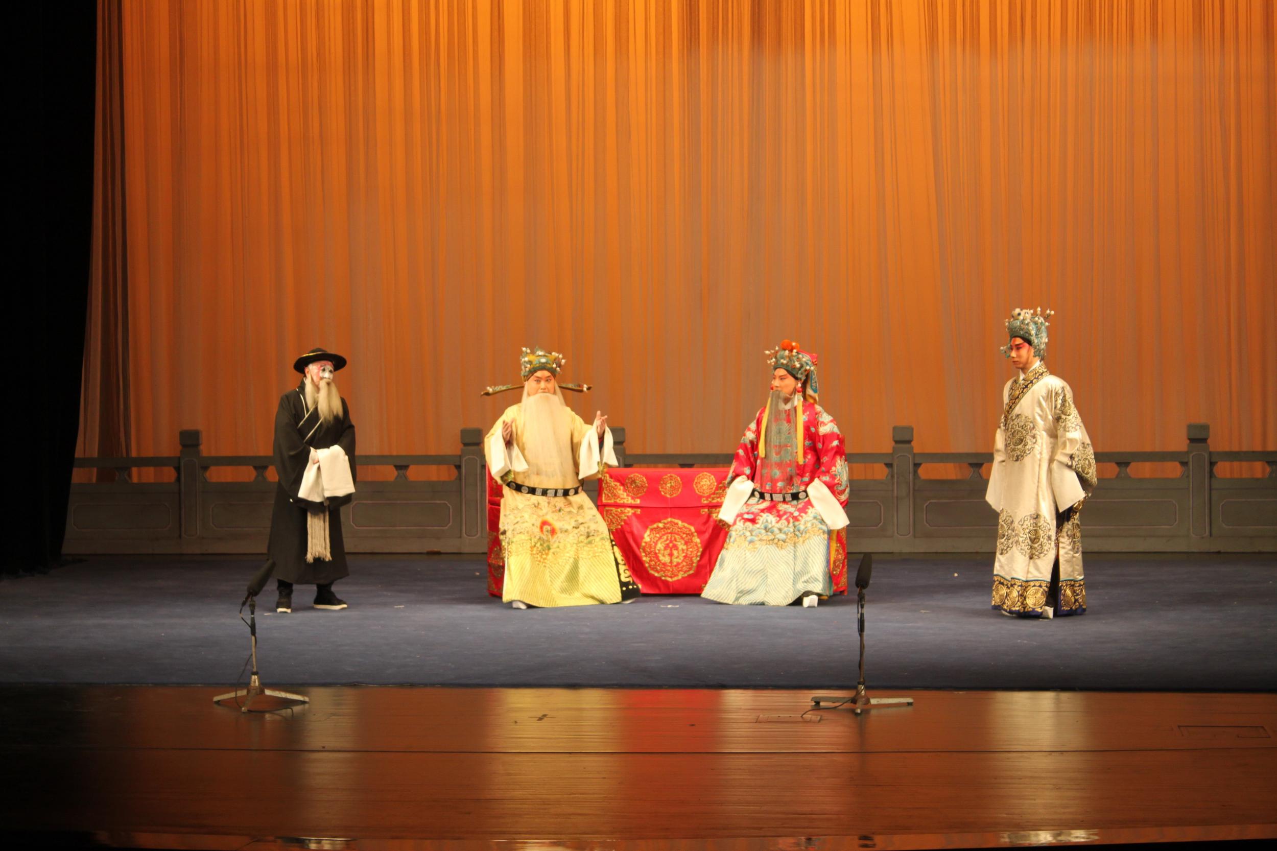 市京剧院成功上演经典大戏《龙凤呈祥》--烟台文广新局