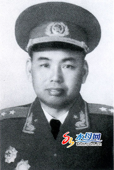 许世友(1906-1985)胶东军区司令员,著名将领