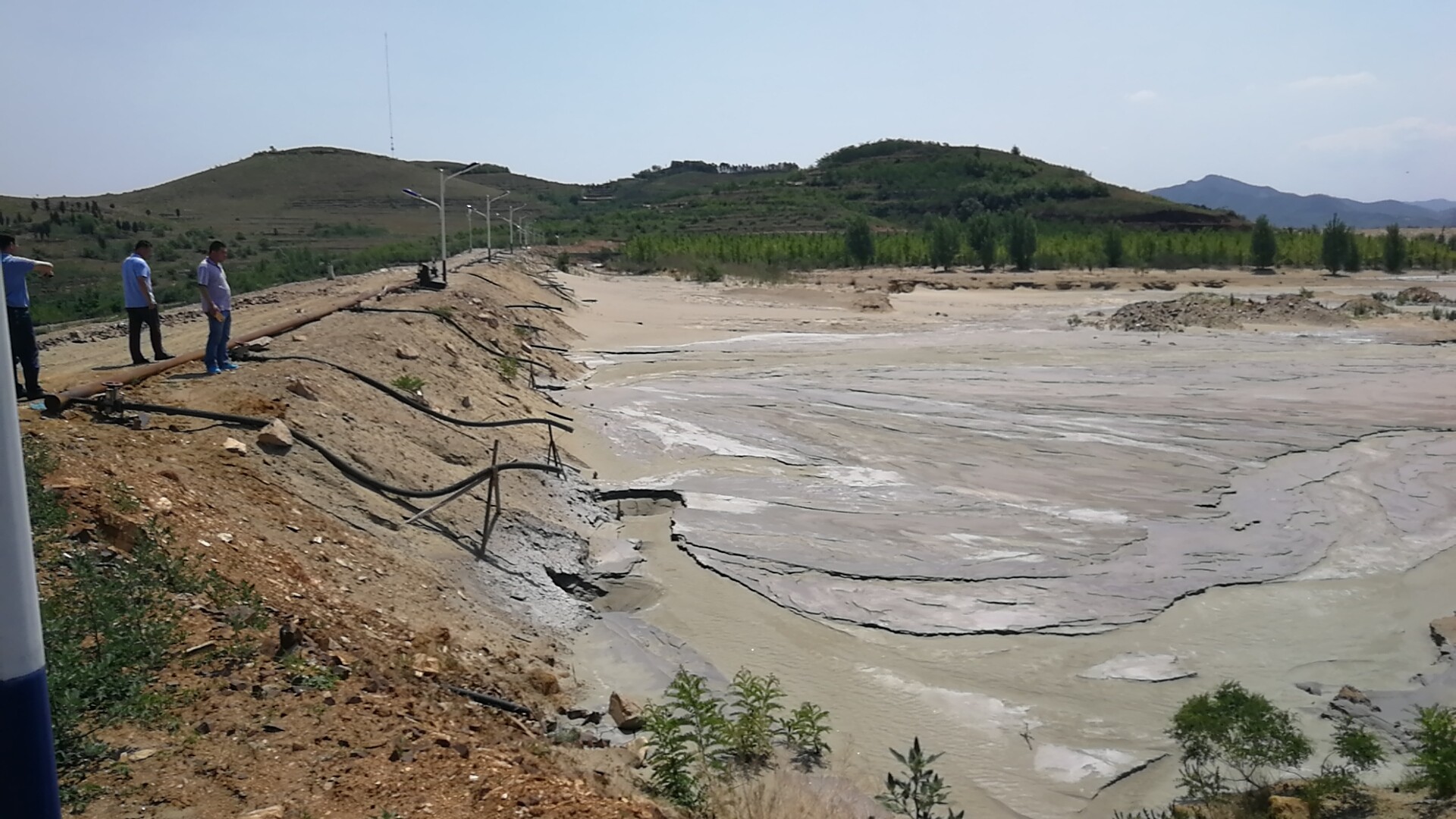 关于群众反映栖霞市臧家庄镇祥隆矿业排放尾矿废水污染问题查处情况